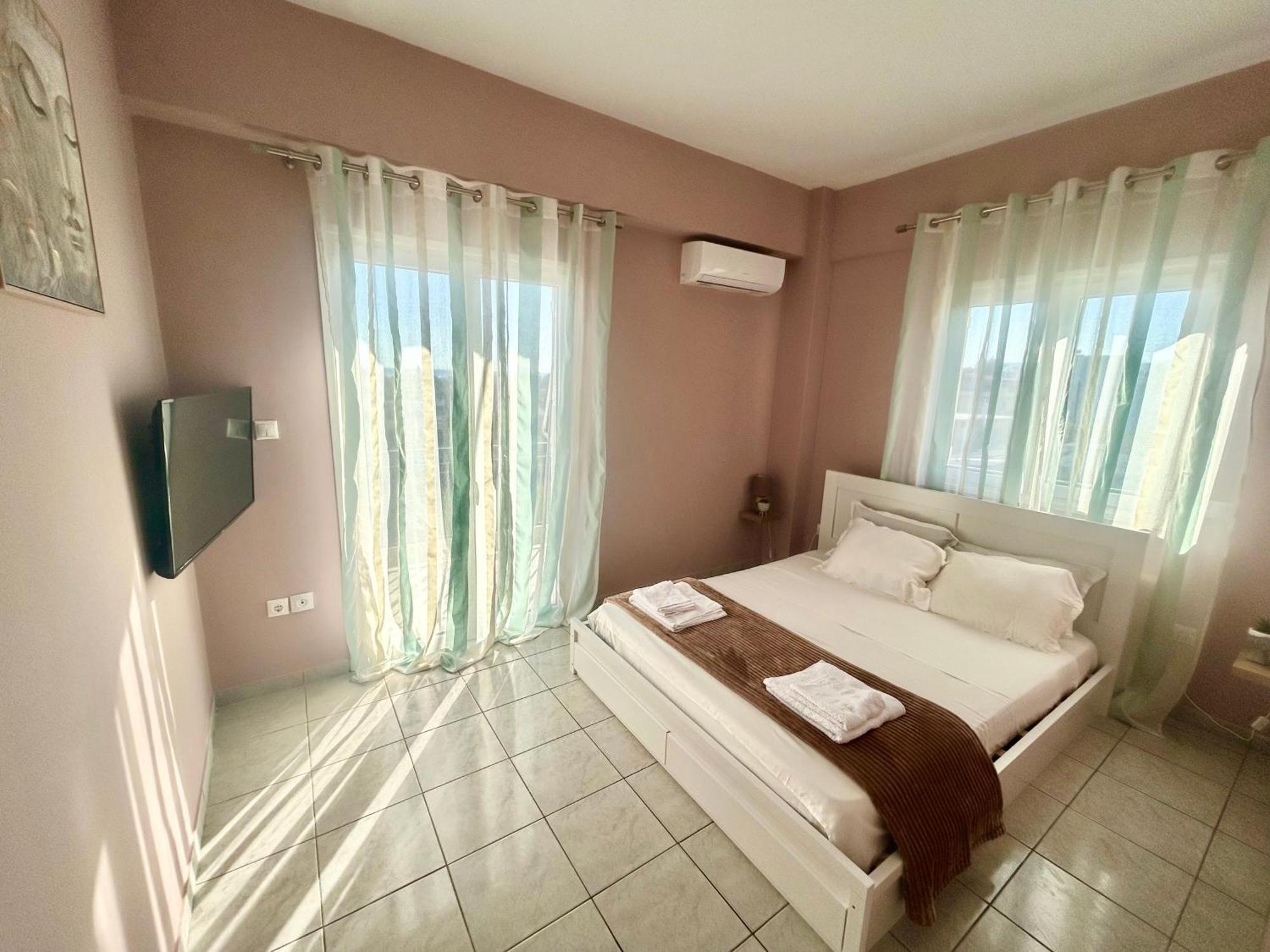 Aktis Apartment Near Airport Artemida  Exterior photo